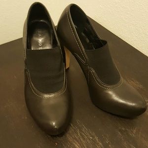 Franco Sarto platform heel