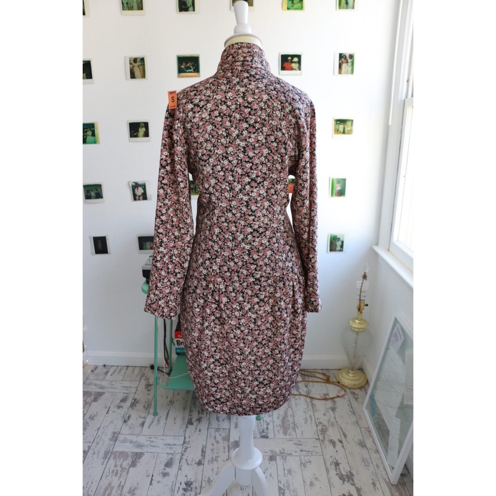 Formal Floral button Up Dress - Picture 4 of 4