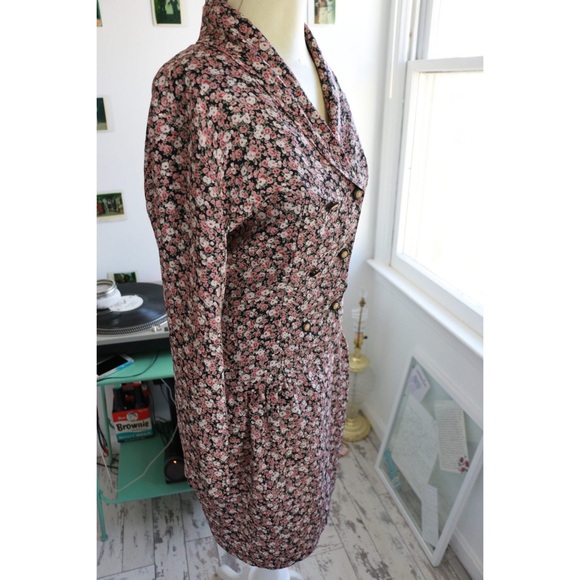 Formal Floral button Up Dress - Picture 3 of 4