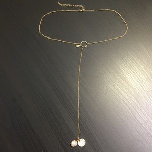 Beautiful faux pearl and crystal necklace