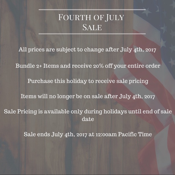 Rivet Crossbody - Picture 4 of 4