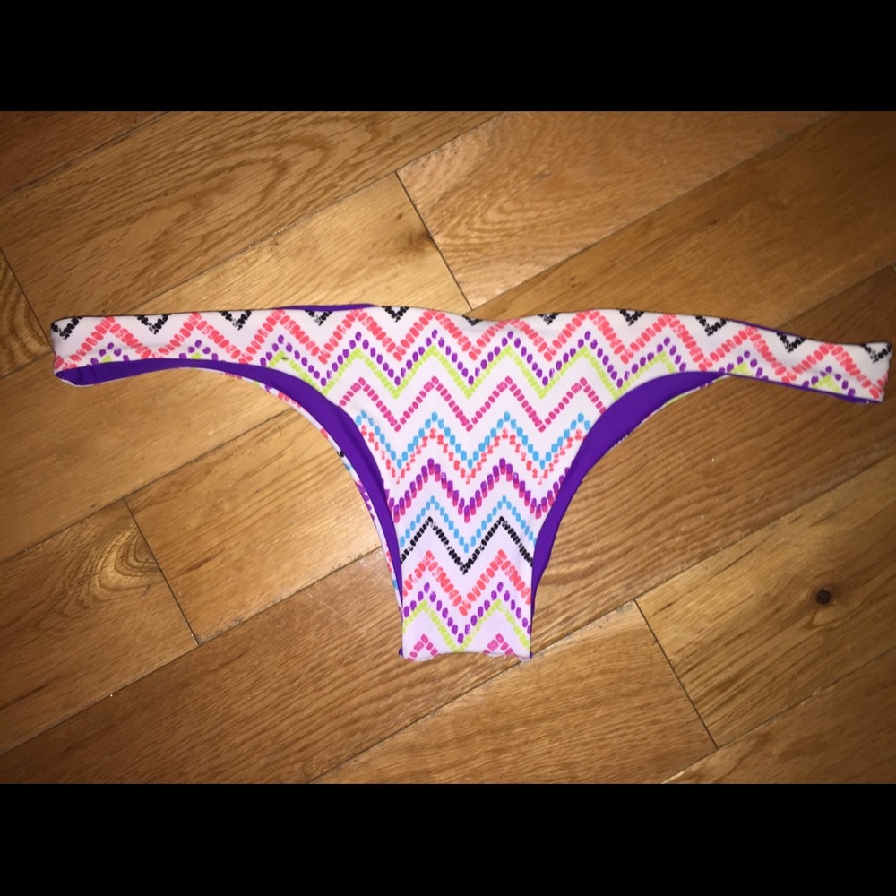 Bikini bottoms