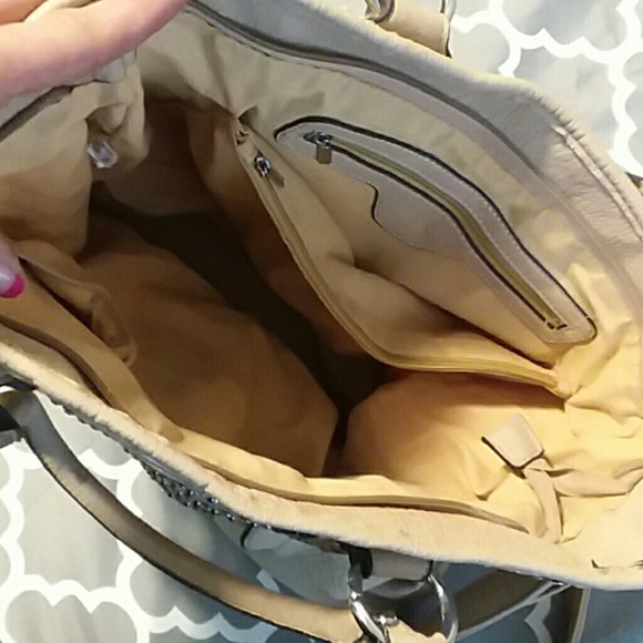 Purse - Picture 3 of 4