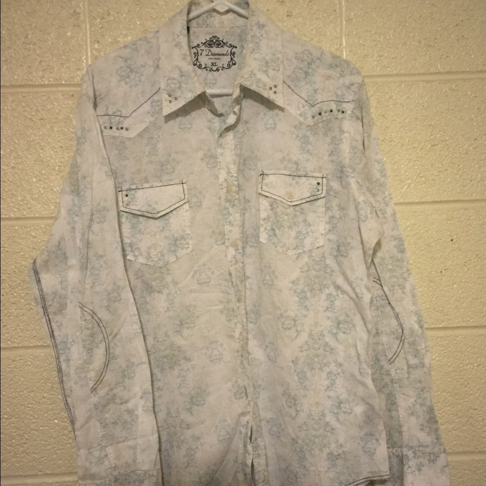 7 Diamonds men's dress shirt