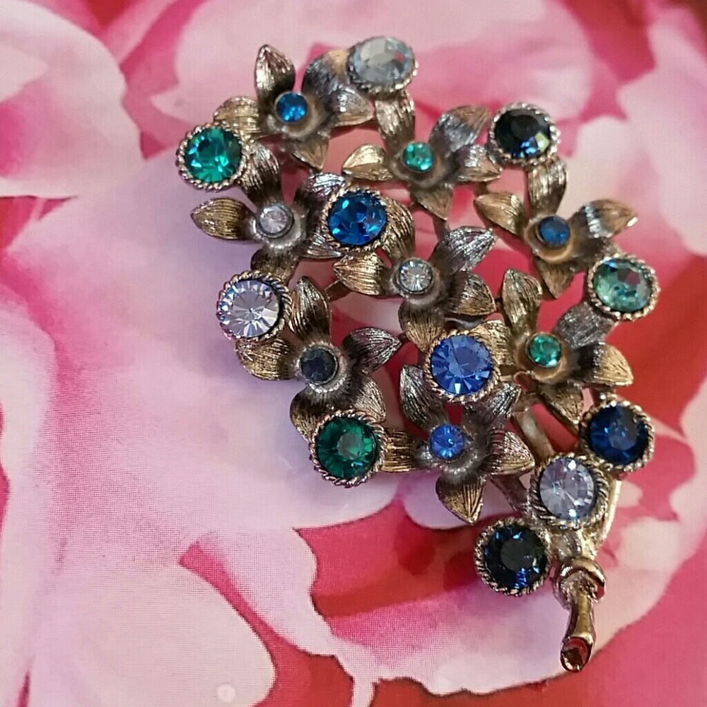 AUTHENTIC ALEX and ANI