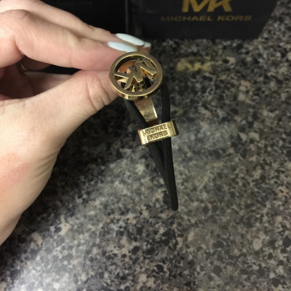 Michael Kors Bracelet - Picture 2 of 3