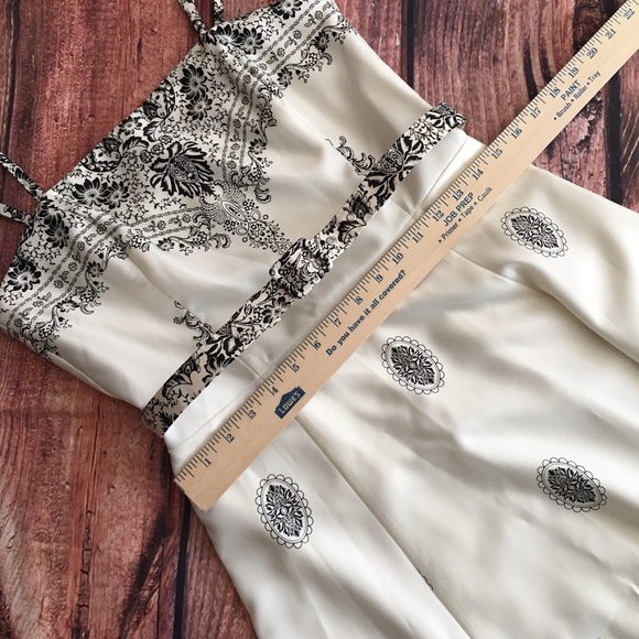 White House Black Market Strappy Dress - Picture 6 of 8