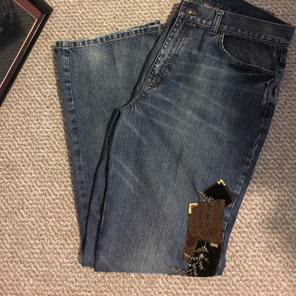 Denim darling 80s style in Ralph Lauren embellished jeans!