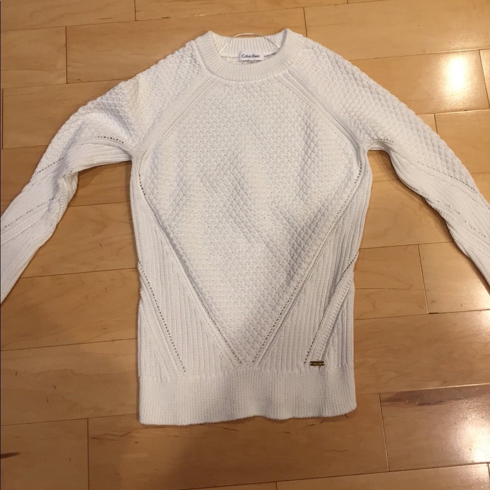 *LAST RED-CLOSING* Calvin Klein Wte Cable Sweater