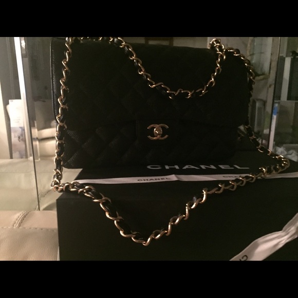 Classic Chanel. 👉🏼SOLD👈🏻 Jumbo - Picture 3 of 3