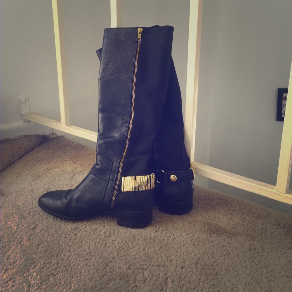 black boots brand is Steve madden