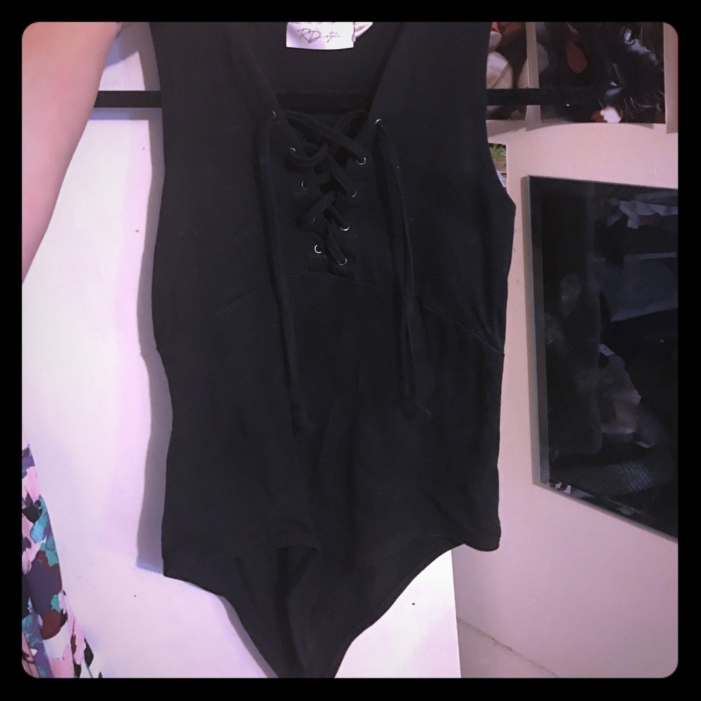 Adorable body suit! Worn once!
