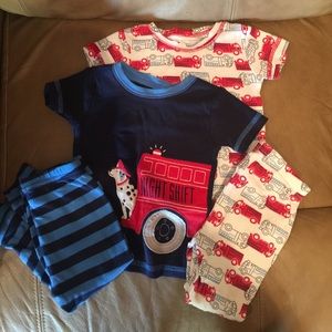 🦄Mothers day special🦄18 months boys pjs