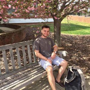 Meet your Posher, Aaron