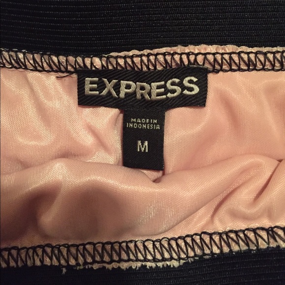 Express Ruffled Skirt - Picture 3 of 3