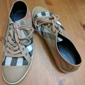 Burberry Shoes