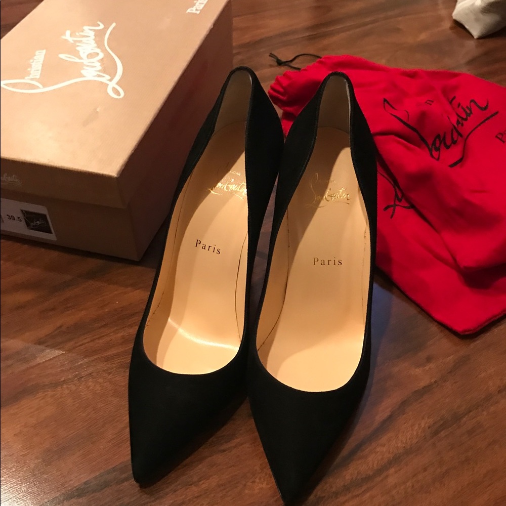 SOLD!! Christian Louboutin Pigalle Follies 100