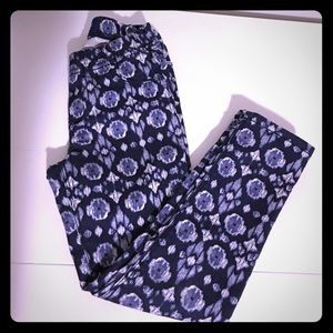 💕💕EUC Old Navy printed jegging - size 5T💕💕
