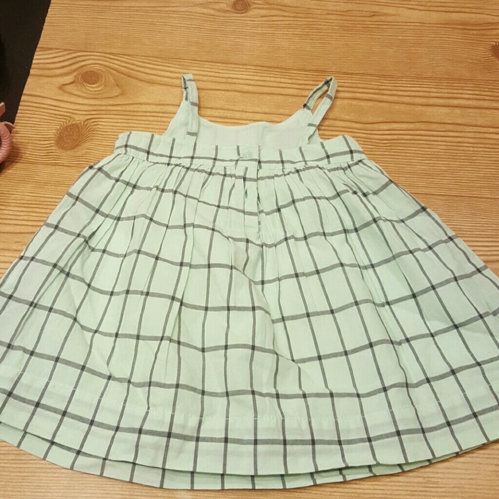 Adorable baby gap dress 6 to 12 months - Picture 2 of 3