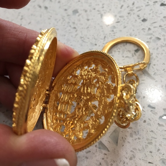 Keychain - Picture 2 of 2