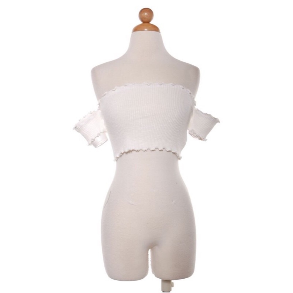 Wavy Crop Top - White - Picture 2 of 4