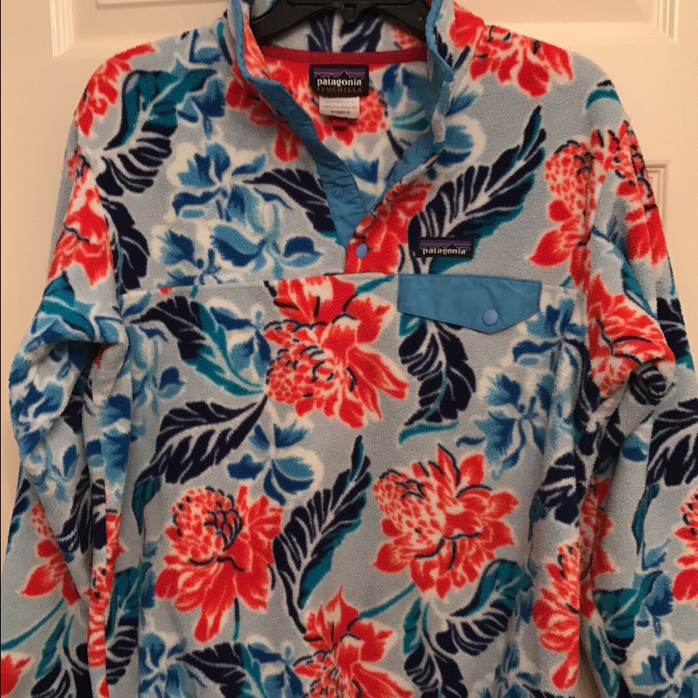RARE Patagonia floral Synchilla