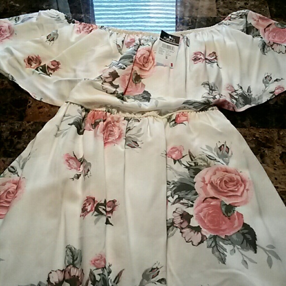 Rue21 Dresses & Skirts - Rose Off The Shoulder Dress