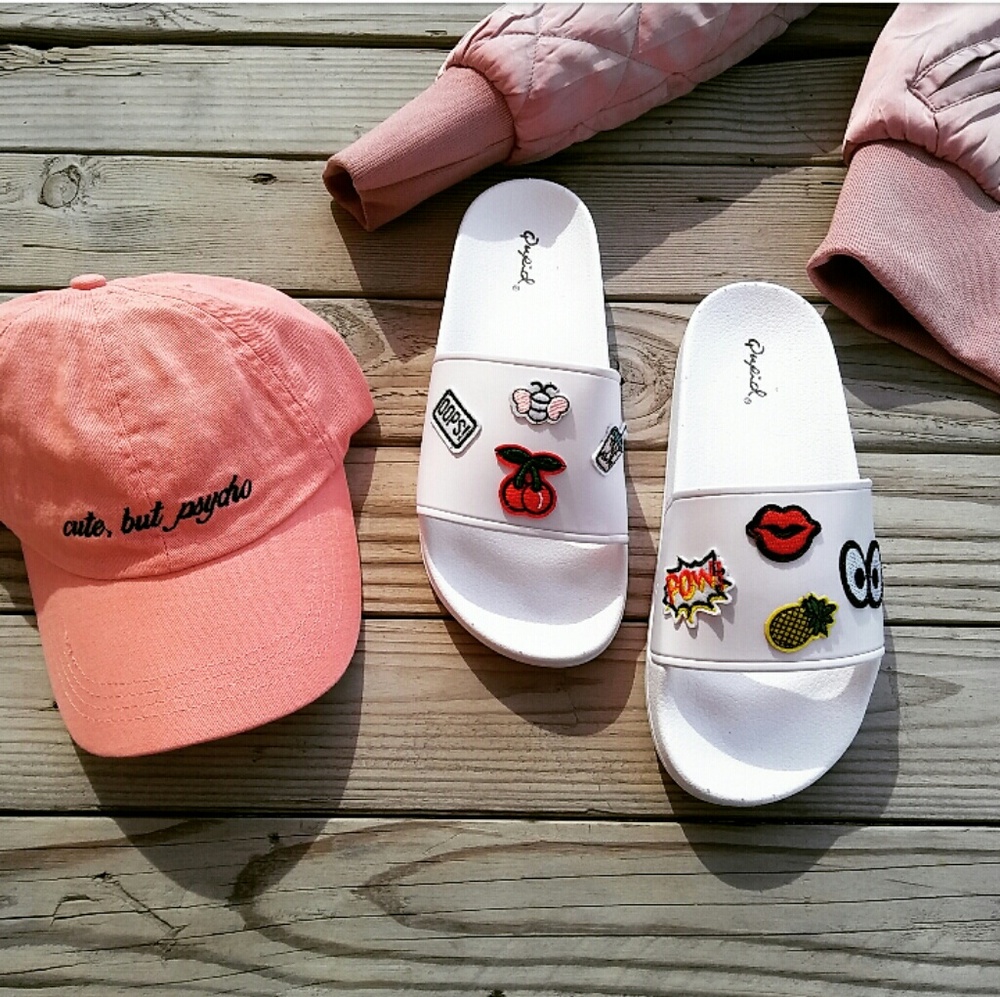LAST CHANCE!!//The Rebel// White patchwork Slides - Picture 6 of 6