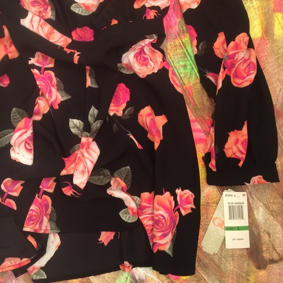 Sexy Rose Romper, Large - Picture 3 of 4