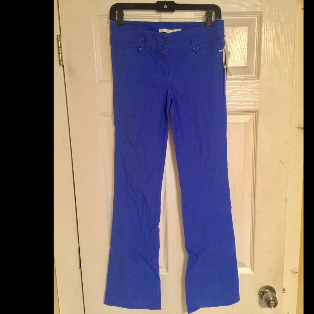 ⭐️NEW ⭐️Blue dress pants size Small😘