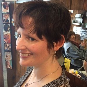 Meet your Posher, Lea