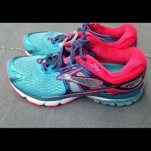 BROOKS RAVENNA 6 DNA Women's Running Shoes 8.5 M