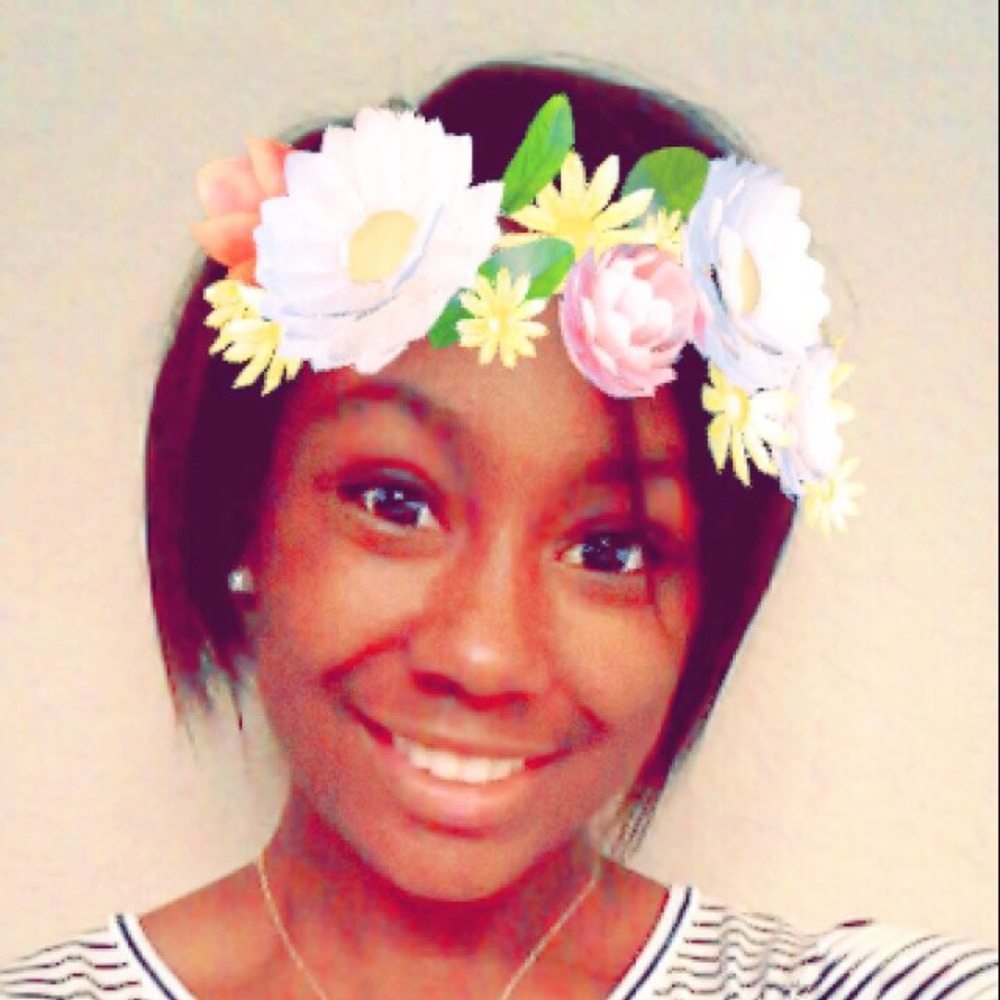 Meet your Posher, Christina