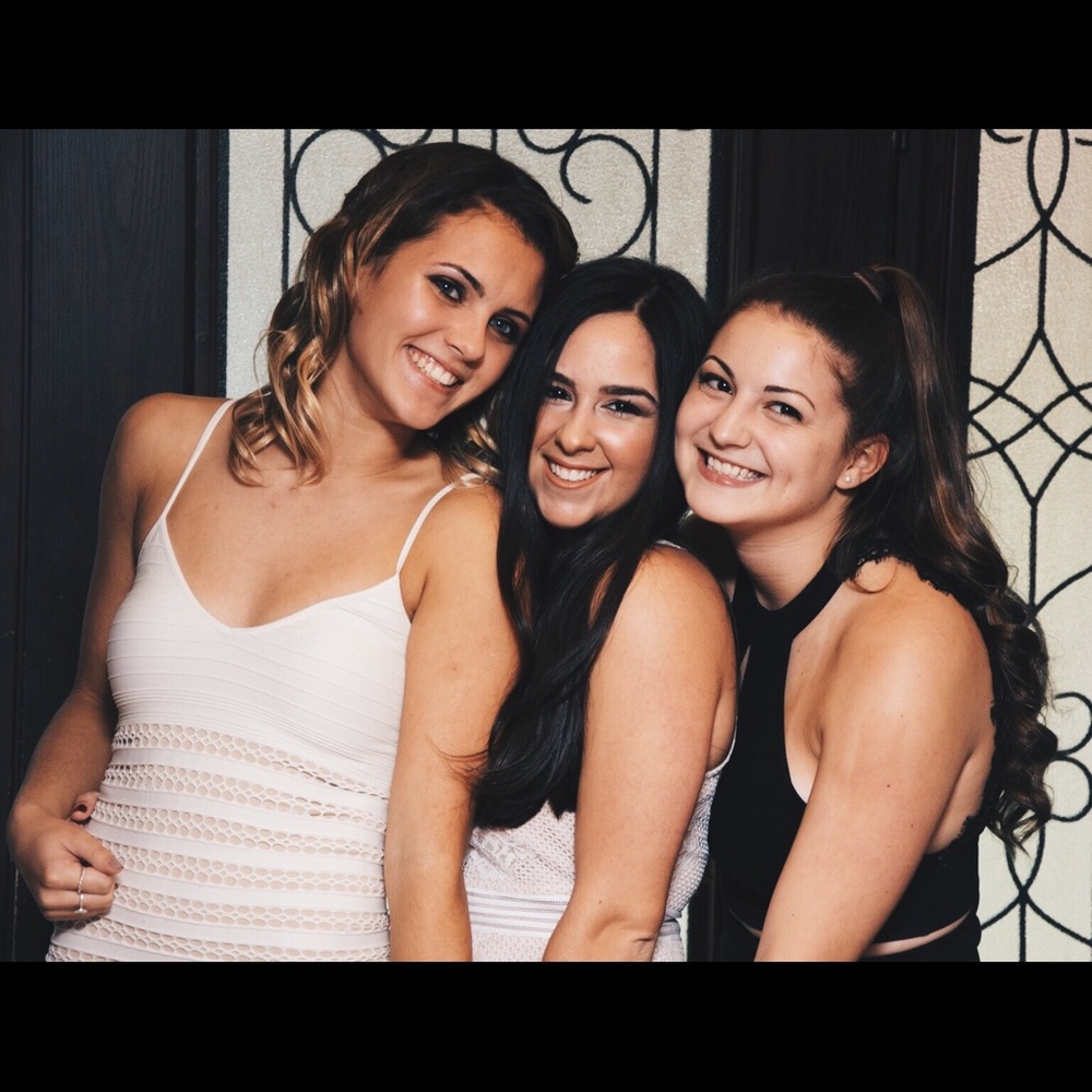 Meet your Posher, Nina