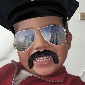 Meet your Posher, Marcela