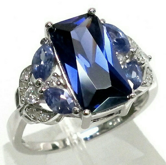 Stunning New 8K Blue Sapphire CZ Diamonds - Picture 1 of 3