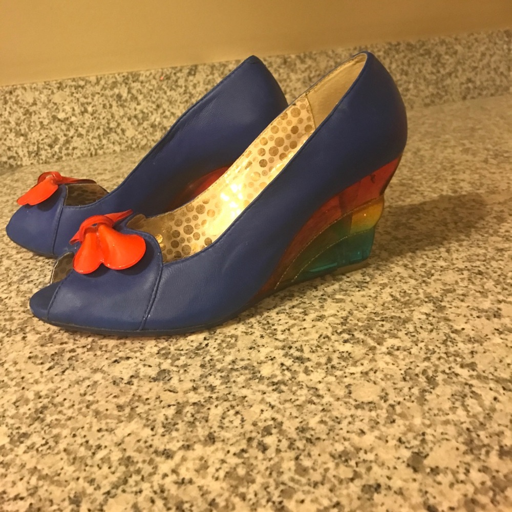 🌈 Poetic Licence Rainbow Wedges 🌈, size 7.5