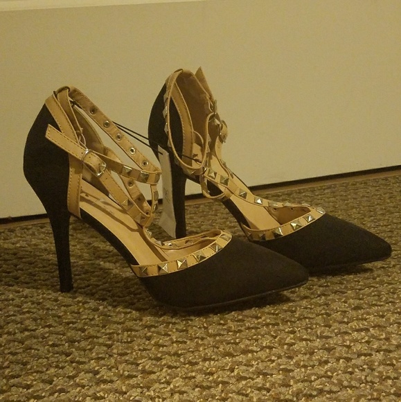Stiletto Heels with Studs - Picture 2 of 3