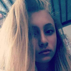 Meet your Posher, Mia