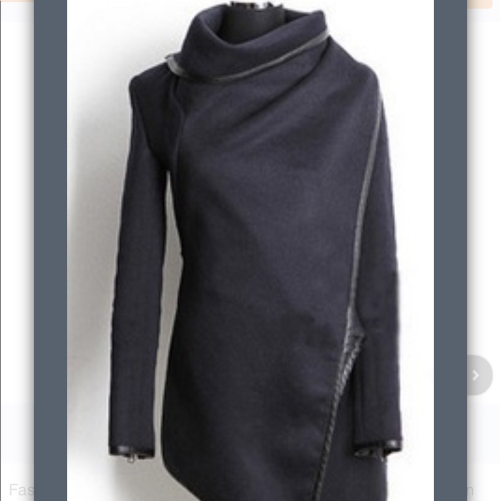 Long sleeve turn down collar coat large