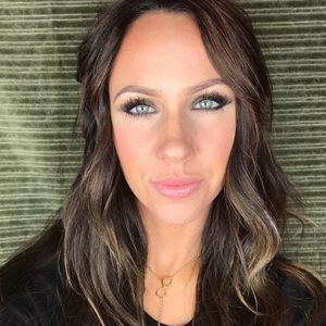 Meet your Posher, Jill