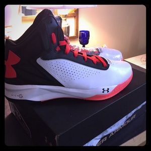 Under armour "Torch" basketball sneaker