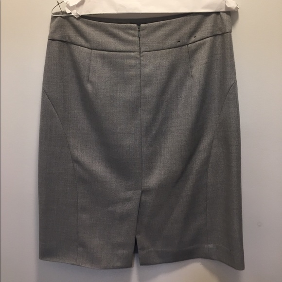 Banana Republic Pencil Skirt in Gray - Picture 2 of 2