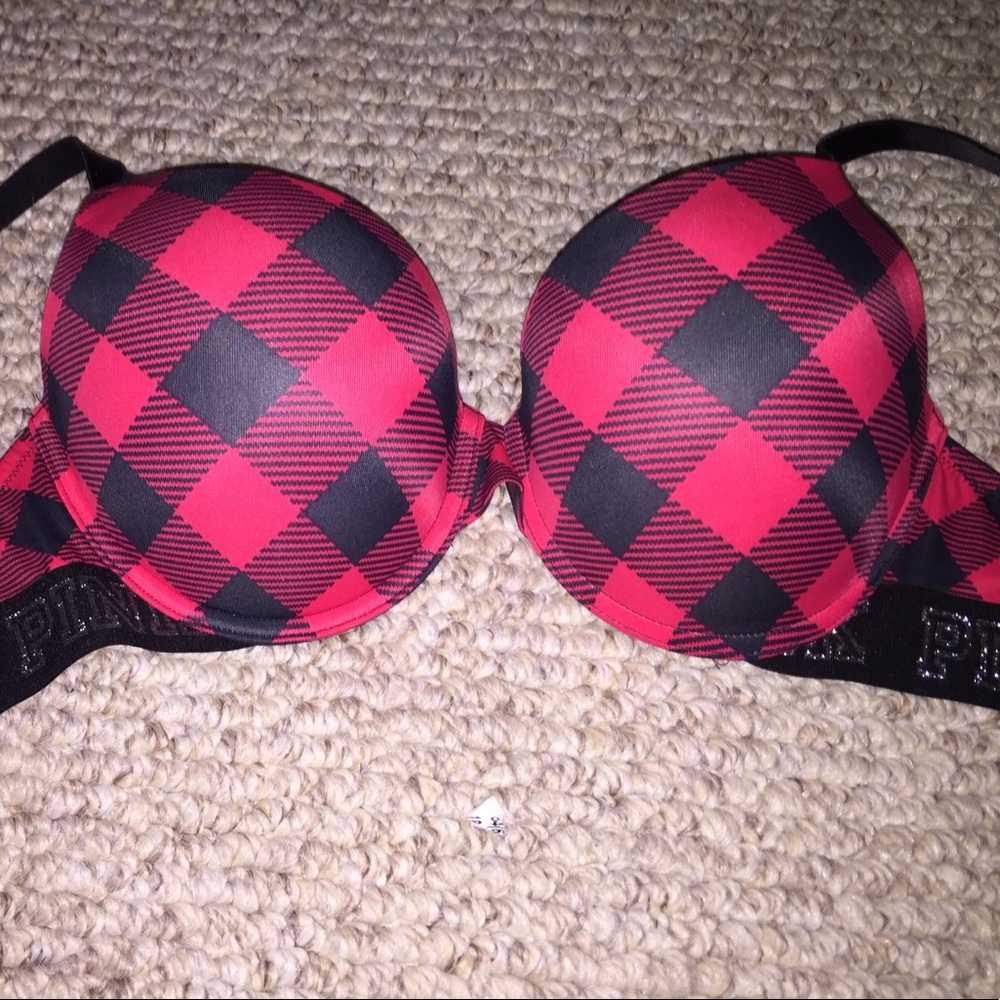 Brand new never worn Vicotira Secret Bra