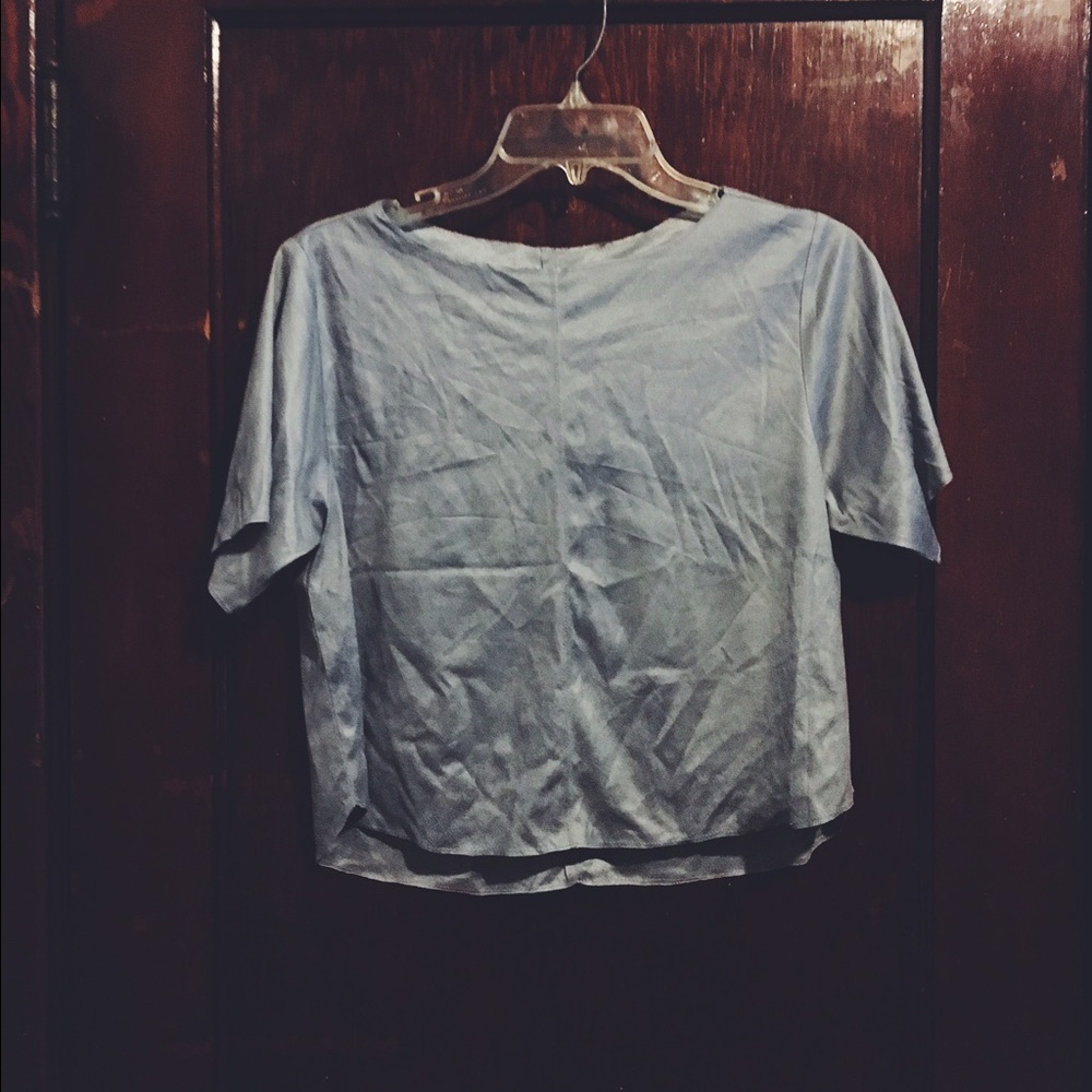 Baby blue tshirt midi crop
