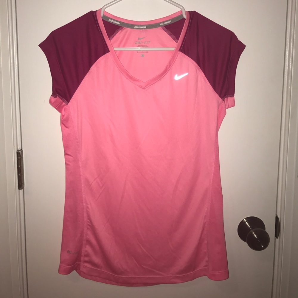 Nike workout top