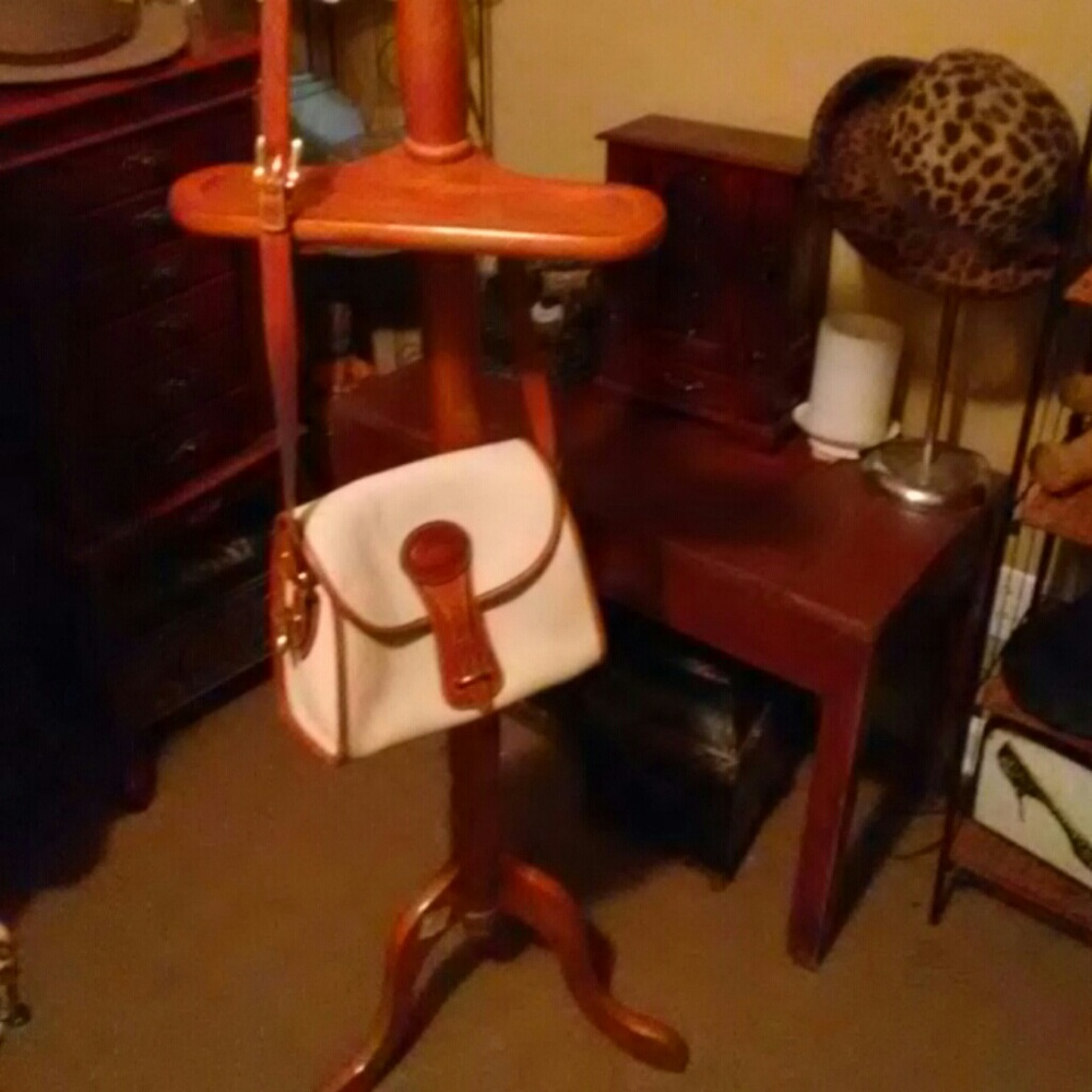 Authentic Dooney purse