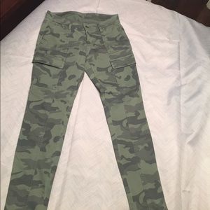 Old navy rockstar cargo pants