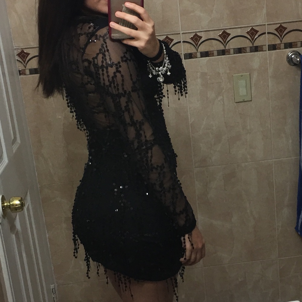 Dress - Picture 2 of 3