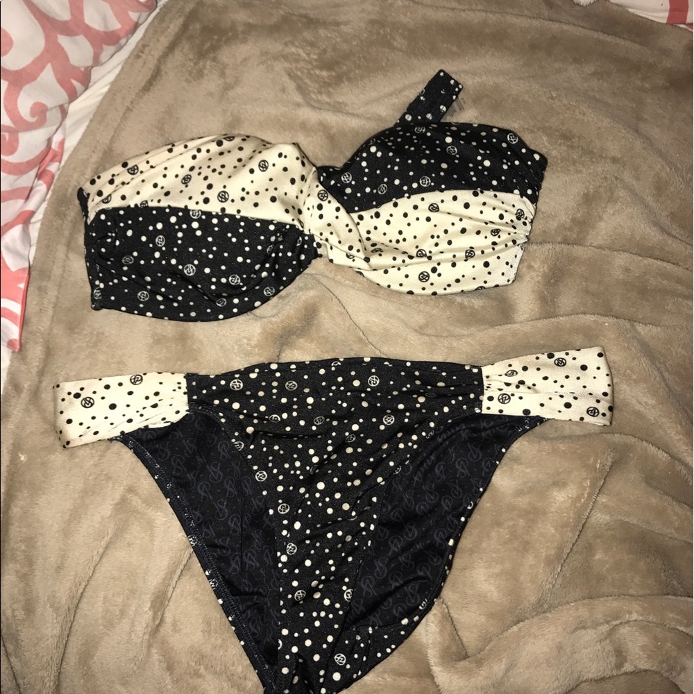 VS SWIM SUIT